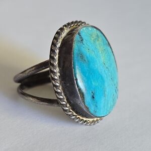 Vintage Sterling Silver & Blue Turquoise Ring Round Circle Stone
